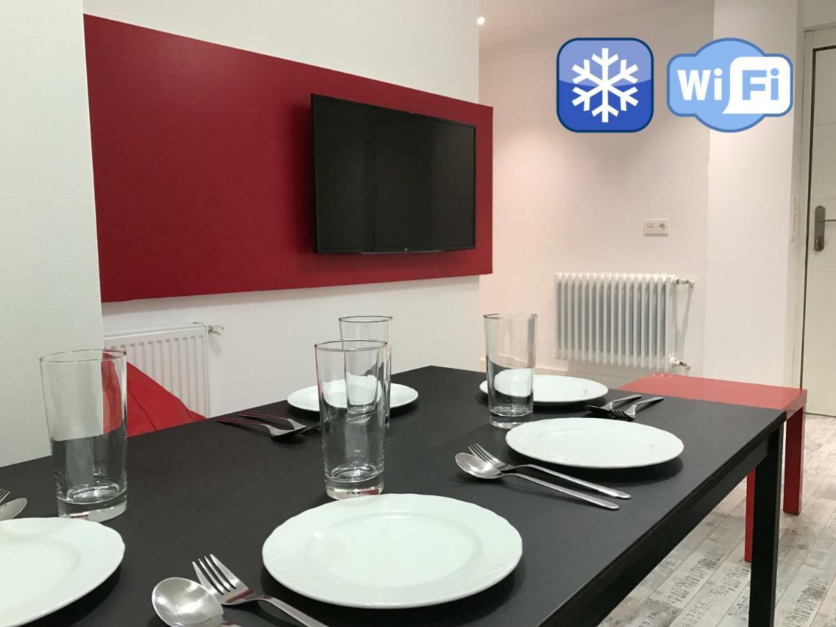 Smart-Tech Plaza Apartment Salamanca Bagian luar foto
